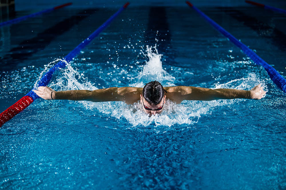 Piscina, nuoto, sport e asma